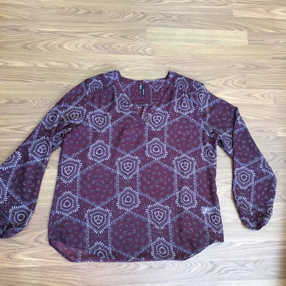 Maurices Tops - Maurices Maroon Print Blouse